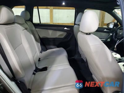 Zdjęcie 10 z 12 samochodu: 2021 VOLKSWAGEN TIGUAN SE VIN:3VV2B7AX5MM106813 - miniatura