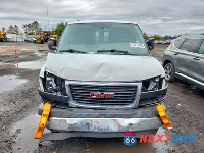 Piąte zdjęcie samochodu w środku: 2019 GMC SAVANA G2500 VIN:1GTW7AFGXK1235227 - miniatura
