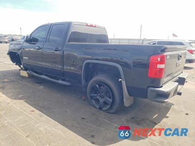 Drugie zdjęcie samochodu z przodu: 2018 GMC SIERRA K1500 VIN:1GTV2LEC4JZ231260 - miniatura