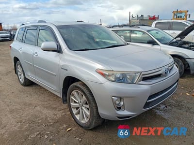 Czwarte zdjęcie samochodu z boku: 2012 TOYOTA HIGHLANDER HYBRID LIMITED VIN:JTEDC3EH4C2008860 - miniatura