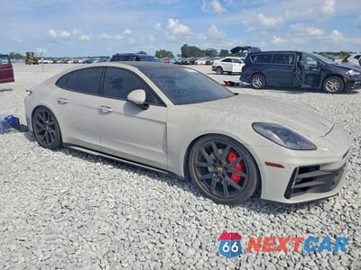 Czwarte zdjęcie samochodu z boku: 2025 PORSCHE PANAMERA VIN:WP0AA2YA0SL010152 - miniatura