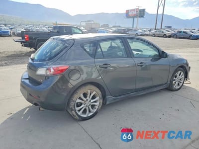 Trzecie zdjęcie samochodu z tyłu: 2010 MAZDA 3 S VIN:JM1BL1H67A1343978 - miniatura
