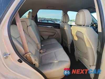 Zdjęcie 11 z 13 samochodu: 2011 KIA SORENTO LX VIN:5XYKT4A28BG113859 - miniatura