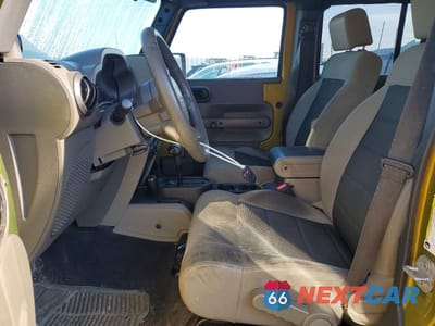 Zdjęcie 7 z 13 samochodu: 2008 JEEP WRANGLER UNLIMITED X VIN:1J4GA391X8L558502 - miniatura