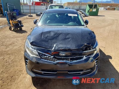 Piąte zdjęcie samochodu w środku: 2016 KIA OPTIMA SX TURBO VIN:5XXGW4L21GG075218 - miniatura