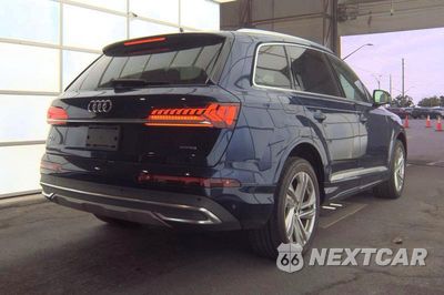 Czwarte zdjęcie samochodu z boku: 2022 AUDI Q7 PREMIUM PLUS VIN:WA1LXBF79ND006740 - miniatura