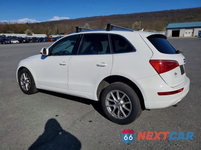 Drugie zdjęcie samochodu z przodu: 2010 AUDI Q5 PREMIUM PLUS VIN:WA1LKAFP2AA044377 - miniatura