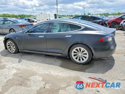 Drugie zdjęcie samochodu z przodu: 2017 TESLA MODEL S VIN:5YJSA1E2XHF193468 - miniatura