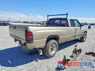 Trzecie zdjęcie samochodu z tyłu: 2002 DODGE RAM 2500 VIN:3B7KC23682M225214 - miniatura