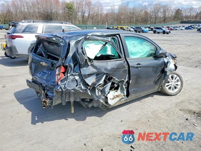 Trzecie zdjęcie samochodu z tyłu: 2020 CHEVROLET SPARK 1LT VIN:KL8CD6SA0LC414949 - miniatura