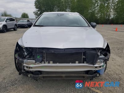 Piąte zdjęcie samochodu w środku: 2016 VOLVO V60 CROSS COUNTRY PREMIER VIN:YV4612HK1G1003533 - miniatura