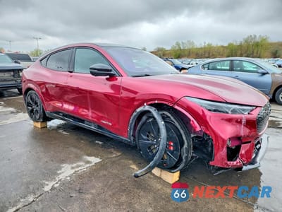 Czwarte zdjęcie samochodu z boku: 2025 FORD MUSTANG MACH-E GT VIN:3FMTK4SX0SMA13643 - miniatura