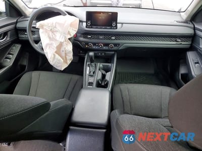 Zdjęcie 8 z 13 samochodu: 2023 HONDA ACCORD EX VIN:1HGCY1F37PA043768 - miniatura