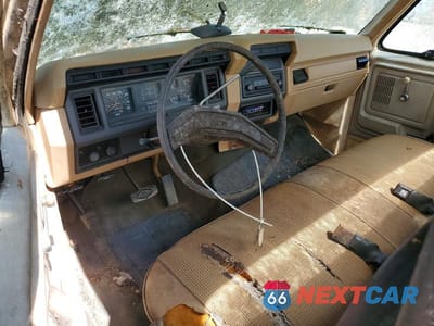 Zdjęcie 8 z 12 samochodu: 1985 FORD F150 VIN:1FTDF15Y4FNA40999 - miniatura