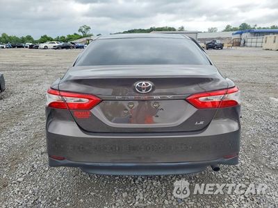 Zdjęcie 6 z 12 samochodu: 2018 TOYOTA CAMRY LE VIN:4T1B11HKXJU650798 - miniatura