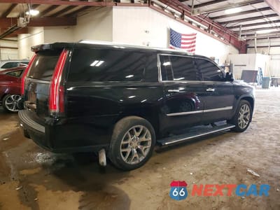 Trzecie zdjęcie samochodu z tyłu: 2016 CADILLAC ESCALADE ESV PLATINUM VIN:1GYS4KKJ4GR393970 - miniatura