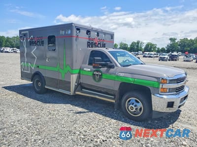 Czwarte zdjęcie samochodu z boku: 2015 CHEVROLET SILVERADO K3500 LT VIN:1GB3KZC87FF566230 - miniatura