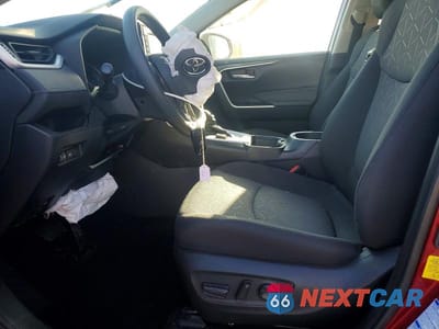 Zdjęcie 7 z 13 samochodu: 2020 TOYOTA RAV4 HYBRID XLE VIN:4T3R6RFV7LU005242 - miniatura