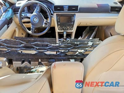 Zdjęcie 8 z 12 samochodu: 2012 VOLKSWAGEN PASSAT SE VIN:1VWBP7A39CC051776 - miniatura