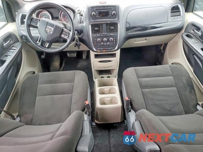 Zdjęcie 8 z 13 samochodu: 2015 DODGE GRAND CARAVAN SE VIN:2C4RDGBG0FR737180 - miniatura