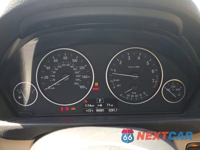Zdjęcie 9 z 13 samochodu: 2016 BMW 320 XI VIN:WBA8E5G57GNT93864 - miniatura
