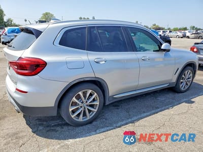 Trzecie zdjęcie samochodu z tyłu: 2019 BMW X3 SDRIVE30I VIN:5UXTR7C57KLE98574 - miniatura