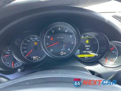 Zdjęcie 8 z 14 samochodu: 2014 PORSCHE CAYENNE VIN:WP1AA2A24ELA95373 - miniatura