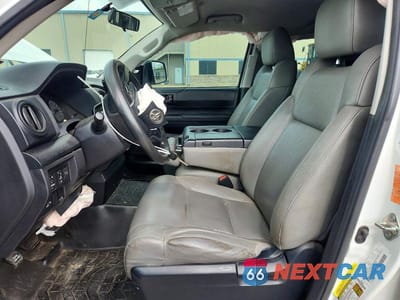 Zdjęcie 7 z 12 samochodu: 2016 TOYOTA TUNDRA SR VIN:5TFRM5F1XGX104179 - miniatura