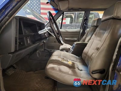 Zdjęcie 7 z 13 samochodu: 1994 JEEP CHEROKEE SE VIN:1J4FJ28SXRL171708 - miniatura