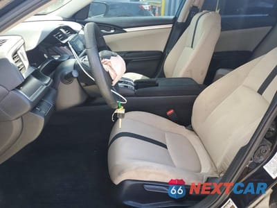 Zdjęcie 7 z 12 samochodu: 2018 HONDA CIVIC LX VIN:19XFC2F54JE209637 - miniatura