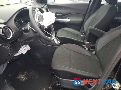 Zdjęcie 7 z 13 samochodu: 2020 NISSAN KICKS SV VIN:3N1CP5CV1LL490262 - miniatura