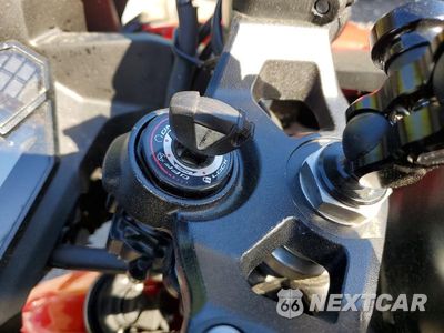 Zdjęcie 8 z 9 samochodu: 2025 KAWASAKI EX500 VIN:ML5EXGG19SDA42734 - miniatura