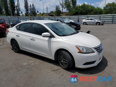 Czwarte zdjęcie samochodu z boku: 2013 NISSAN SENTRA S VIN:3N1AB7AP4DL720156 - miniatura