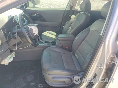 Zdjęcie 7 z 12 samochodu: 2019 KIA NIRO EX VIN:KNDCC3LC9K5282155 - miniatura
