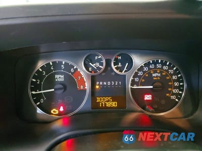 Zdjęcie 9 z 13 samochodu: 2008 HUMMER H3 VIN:5GTEN13E888119599 - miniatura