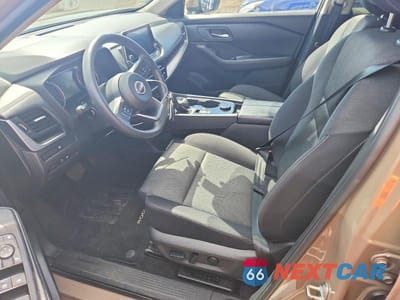 Zdjęcie 7 z 13 samochodu: 2024 NISSAN ROGUE SV VIN:JN8BT3BBXRW442315 - miniatura
