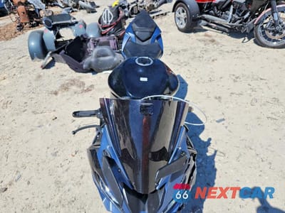 Piąte zdjęcie samochodu w środku: 2022 KAWASAKI ZX636 K VIN:JKBZXJH15NA012495 - miniatura