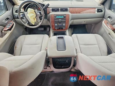 Zdjęcie 8 z 13 samochodu: 2007 CHEVROLET SUBURBAN C1500 VIN:3GNFC16027G138280 - miniatura