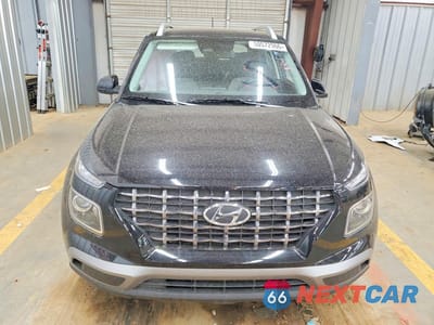 Piąte zdjęcie samochodu w środku: 2025 HYUNDAI VENUE SEL VIN:KMHRC8A37SU368866 - miniatura