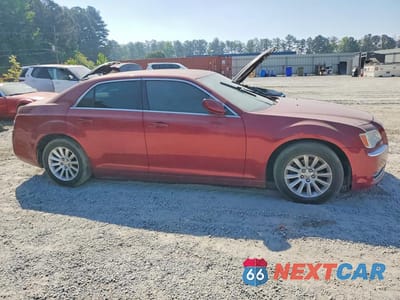 Czwarte zdjęcie samochodu z boku: 2012 CHRYSLER 300 VIN:2C3CCAAG7CH138631 - miniatura
