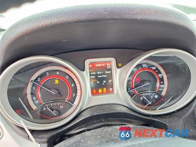 Zdjęcie 9 z 13 samochodu: 2016 DODGE JOURNEY SE VIN:3C4PDCAB1GT247111 - miniatura