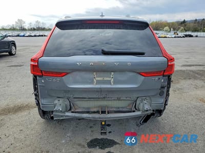 Zdjęcie 6 z 13 samochodu: 2021 VOLVO XC60 T5 INSCRIPTION VIN:YV4102RL3M1813777 - miniatura