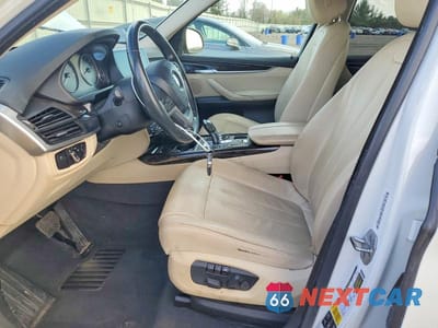 Zdjęcie 7 z 13 samochodu: 2016 BMW X5 XDRIVE35I VIN:5UXKR0C50G0S92750 - miniatura