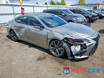 Czwarte zdjęcie samochodu z boku: 2020 LEXUS ES 350 F SPORT VIN:58AGZ1B17LU072556 - miniatura