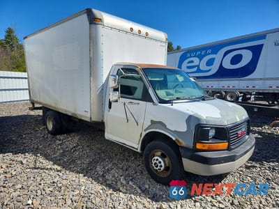 Czwarte zdjęcie samochodu z boku: 2006 GMC SAVANA BOX TRUCK VIN:1GDHG31U061248233 - miniatura