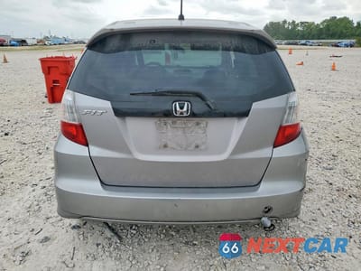 Zdjęcie 6 z 12 samochodu: 2009 HONDA FIT SPORT VIN:JHMGE87459S056703 - miniatura