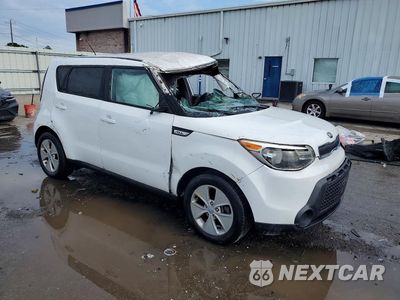 Czwarte zdjęcie samochodu z boku: 2015 KIA SOUL BASE VIN:KNDJN2A24F7138514 - miniatura