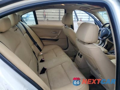 Zdjęcie 10 z 12 samochodu: 2008 BMW 328 I VIN:WBAVA37528NL50389 - miniatura