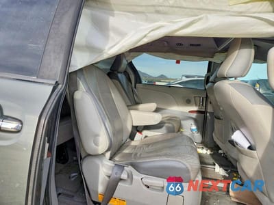 Zdjęcie 11 z 13 samochodu: 2013 TOYOTA SIENNA LIMITED 7-PASSENGER VIN:5TDYK3DCXDS293802 - miniatura