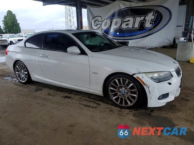 Czwarte zdjęcie samochodu z boku: 2011 BMW 328 I SULEV VIN:WBAKE5C56BE754991 - miniatura